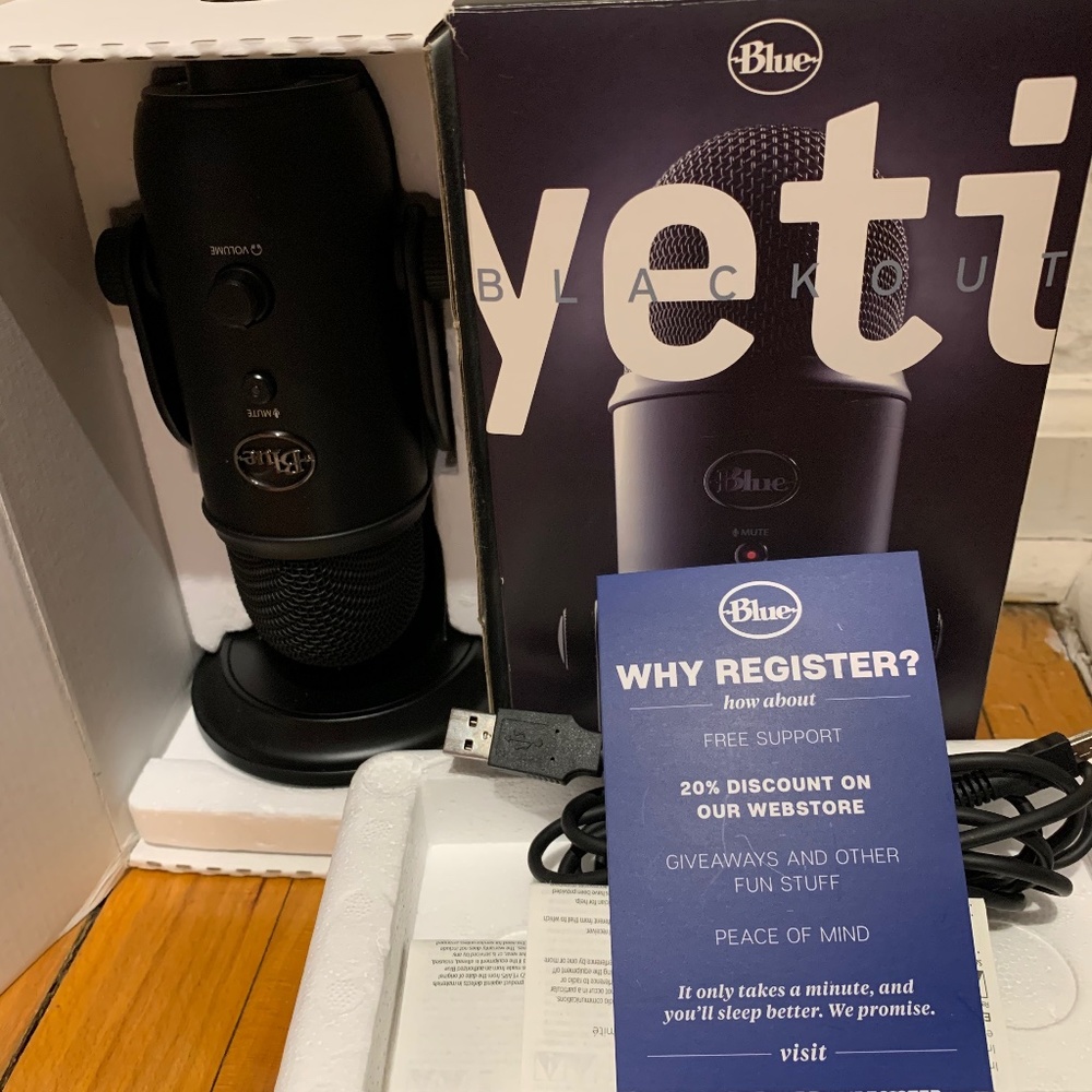 Blue  Yeti USB microphone
